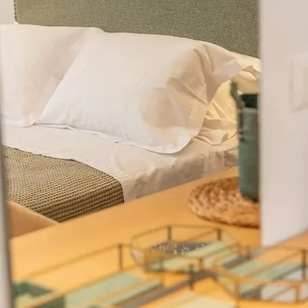 Semesterbostad Tzortzatos Tiny Kourouklata