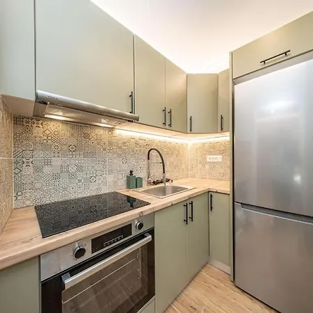 Tzortzatos Tiny Semesterbostad Kourouklata