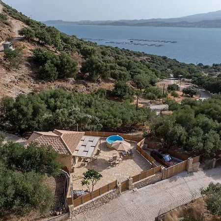 Tatil Evi Tzortzatos Tiny Kourouklata