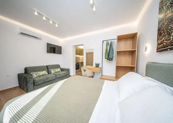 別荘 Tzortzatos Tiny Kourouklata