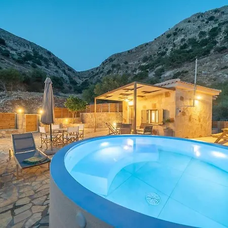 Tzortzatos Tiny Сasa de vacaciones Kourouklata