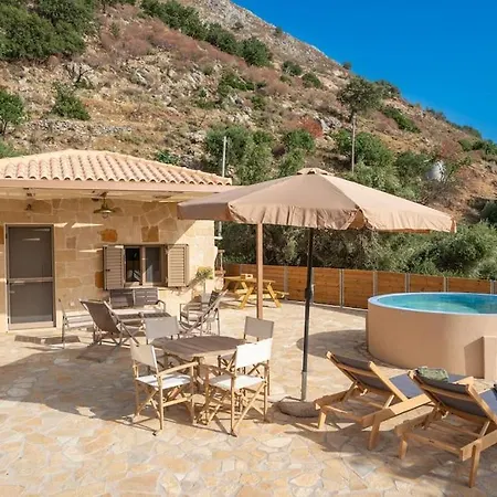 Сasa de vacaciones Tzortzatos Tiny Kourouklata