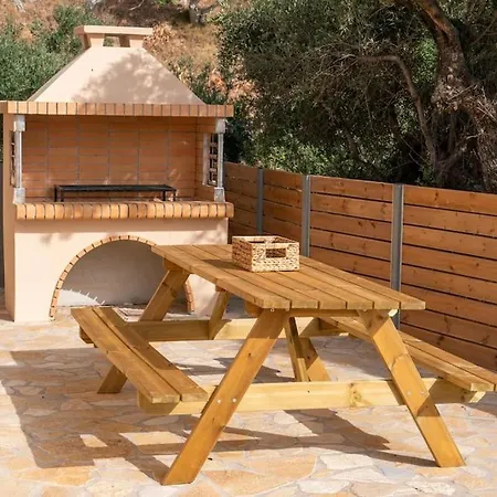 Сasa de vacaciones Tzortzatos Tiny *